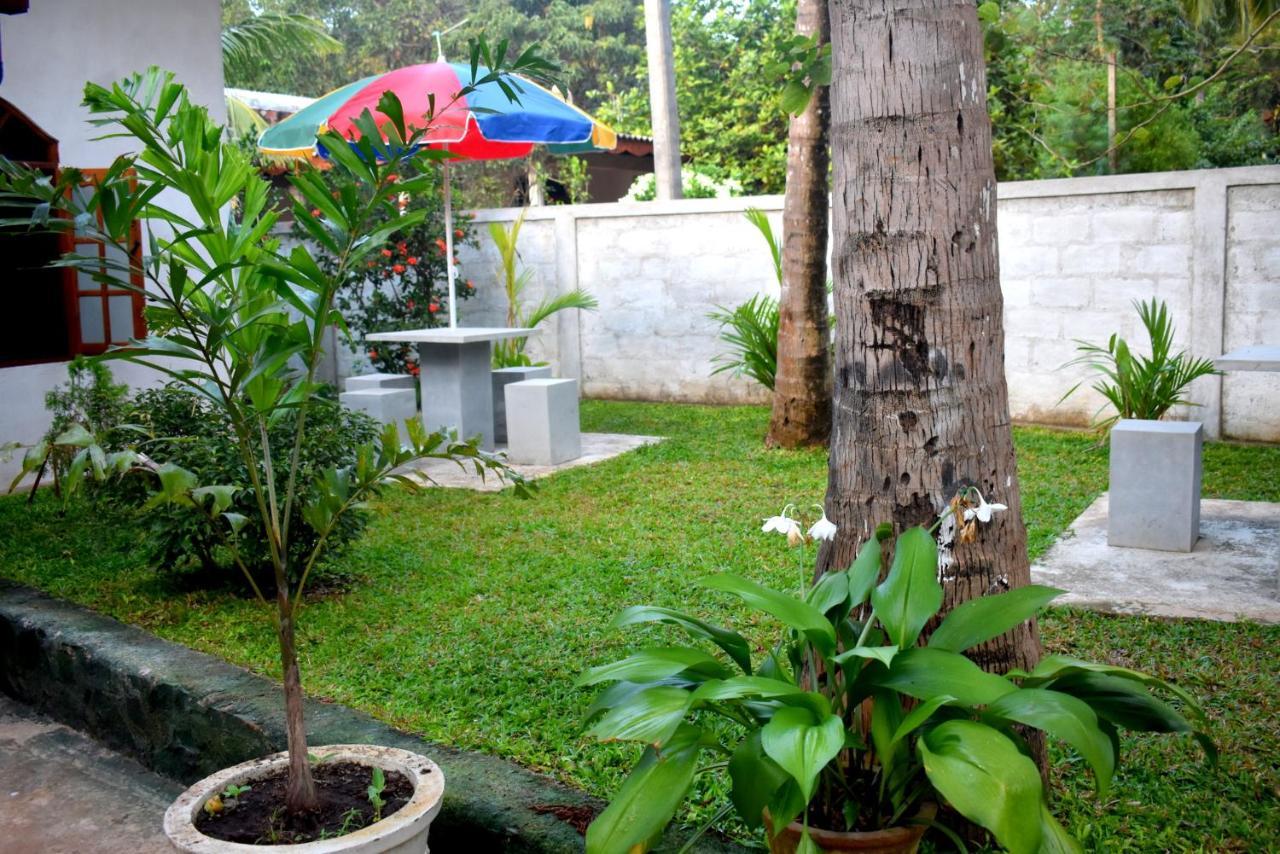 Kaushika Resort Anuradhapura Dış mekan fotoğraf